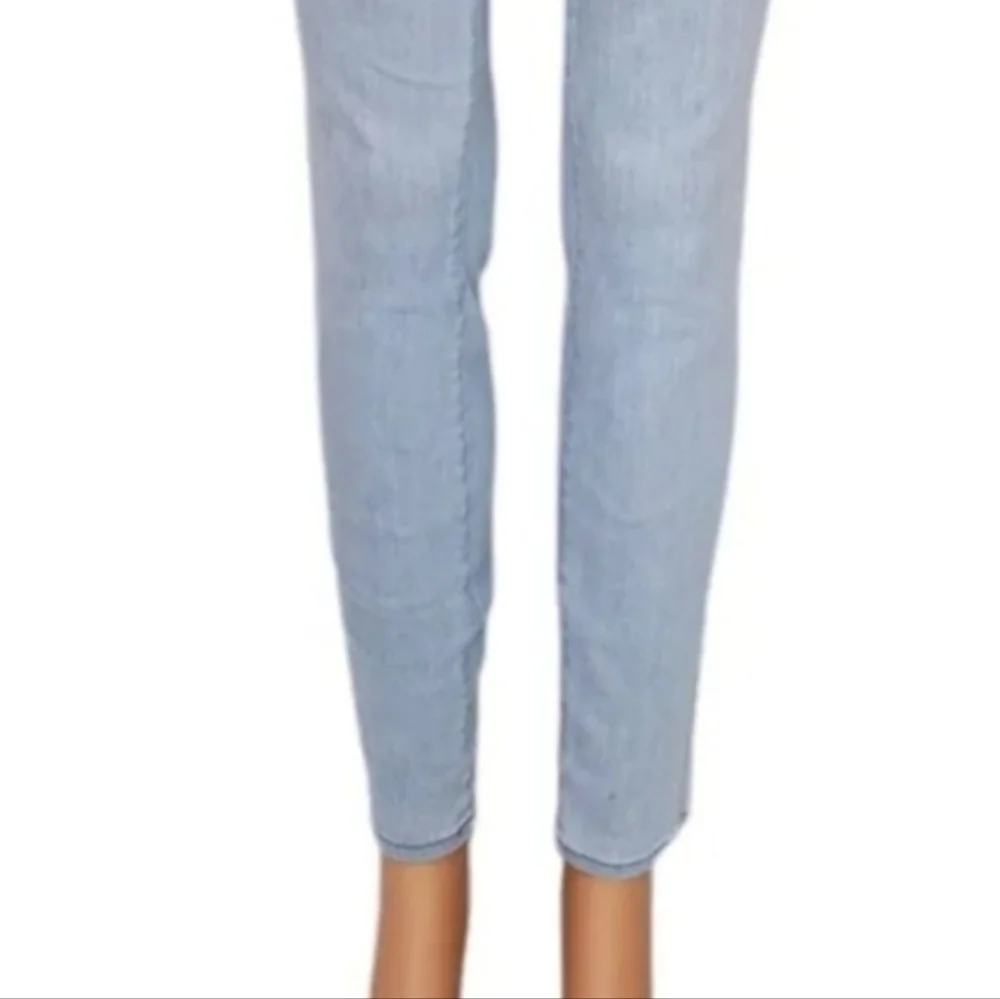 Vince stylish gray